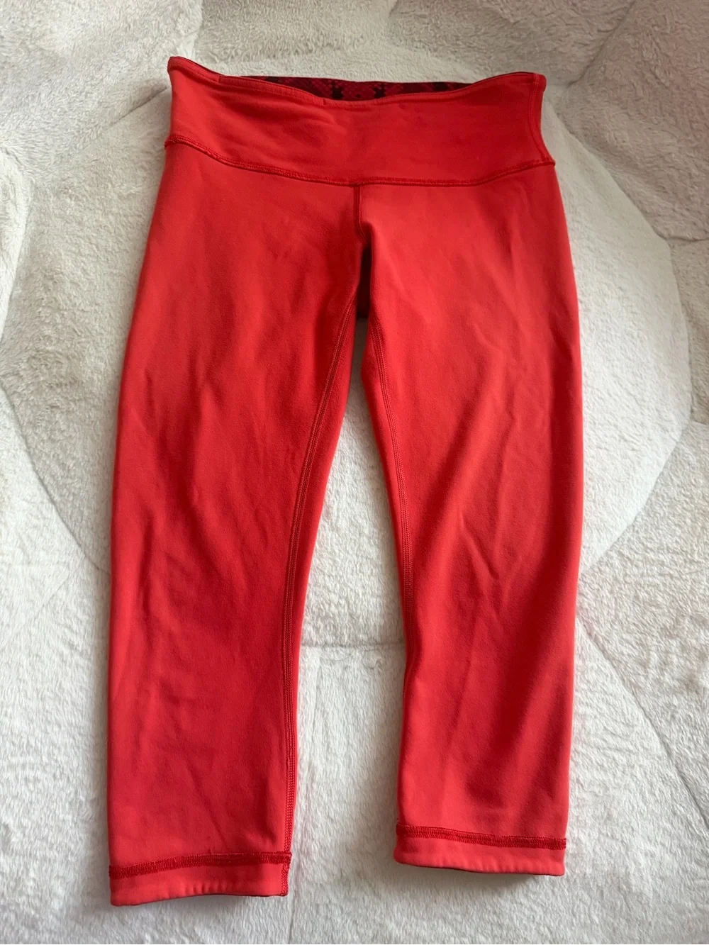 lululemon athletica bright red